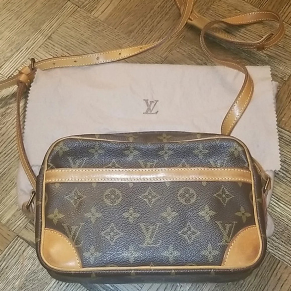 Louis Vuitton Handbags - Louis Vuitton Monogram Trocadero Crossbody Bag